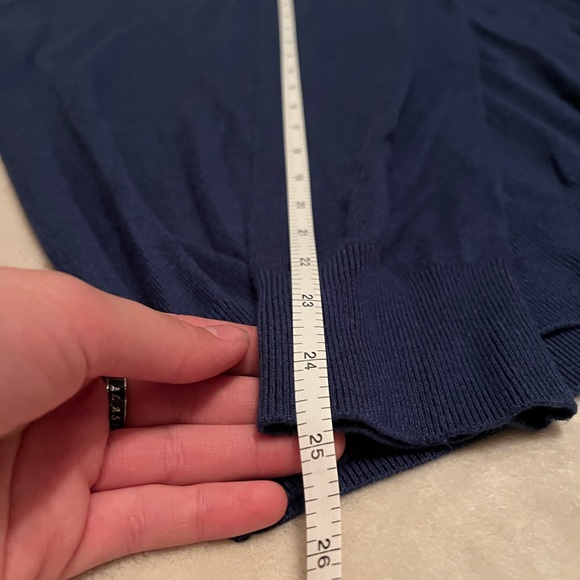 Banana Republic - Luxury Blend Blue V-Neck Sweater - Picture 7 of 8